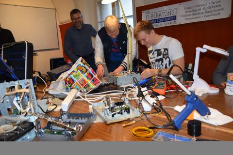 OTELO Repair Cafe